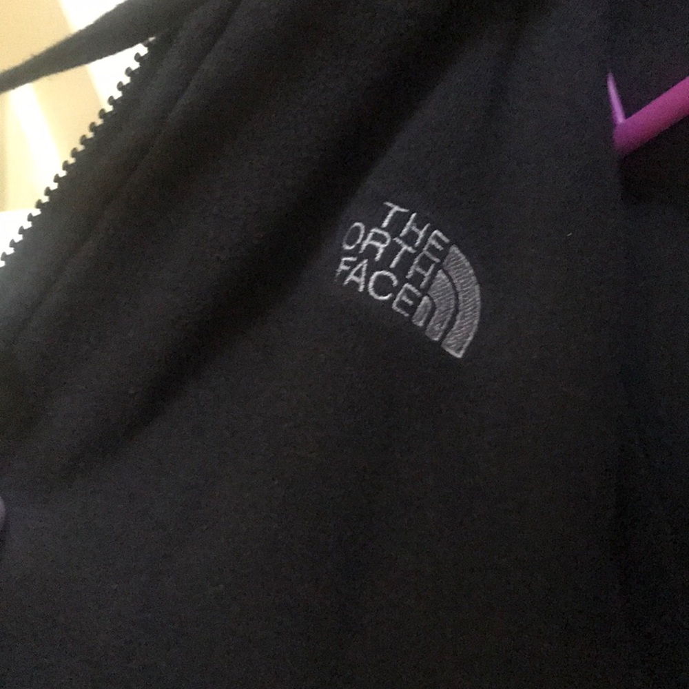 North face jacket - Picture 2 of 3